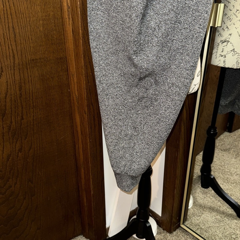 Women’s new plus size Zella wellness jogging pants gray size 3X - Picture 2 of 6